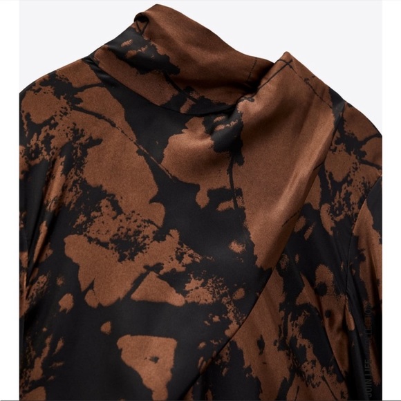 ZARA PRINTED BLOUSE WITH BOW - Picture 8 of 10